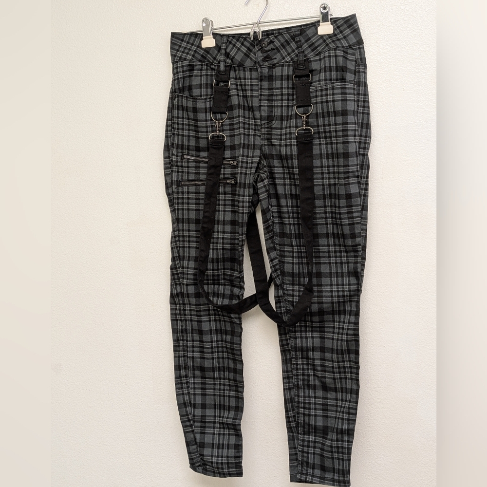 Hot Topic Hi-rise Super skinny Plaid Jeans with Suspenders - Picture 9 of 9